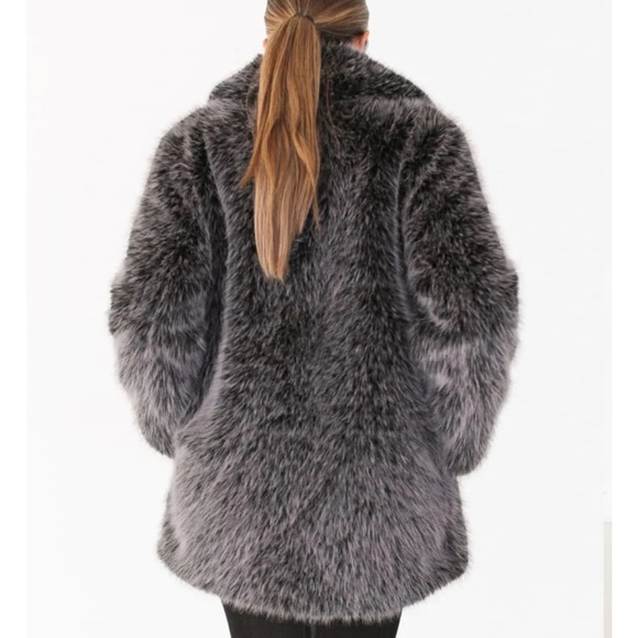Fur Coat NWOT - Picture 6 of 8